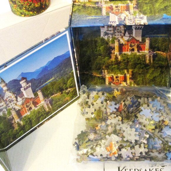 NWOT Keepsakes 500 pieces Neuschwanstine Castle puzzle with magnetic closure - Picture 6 of 6